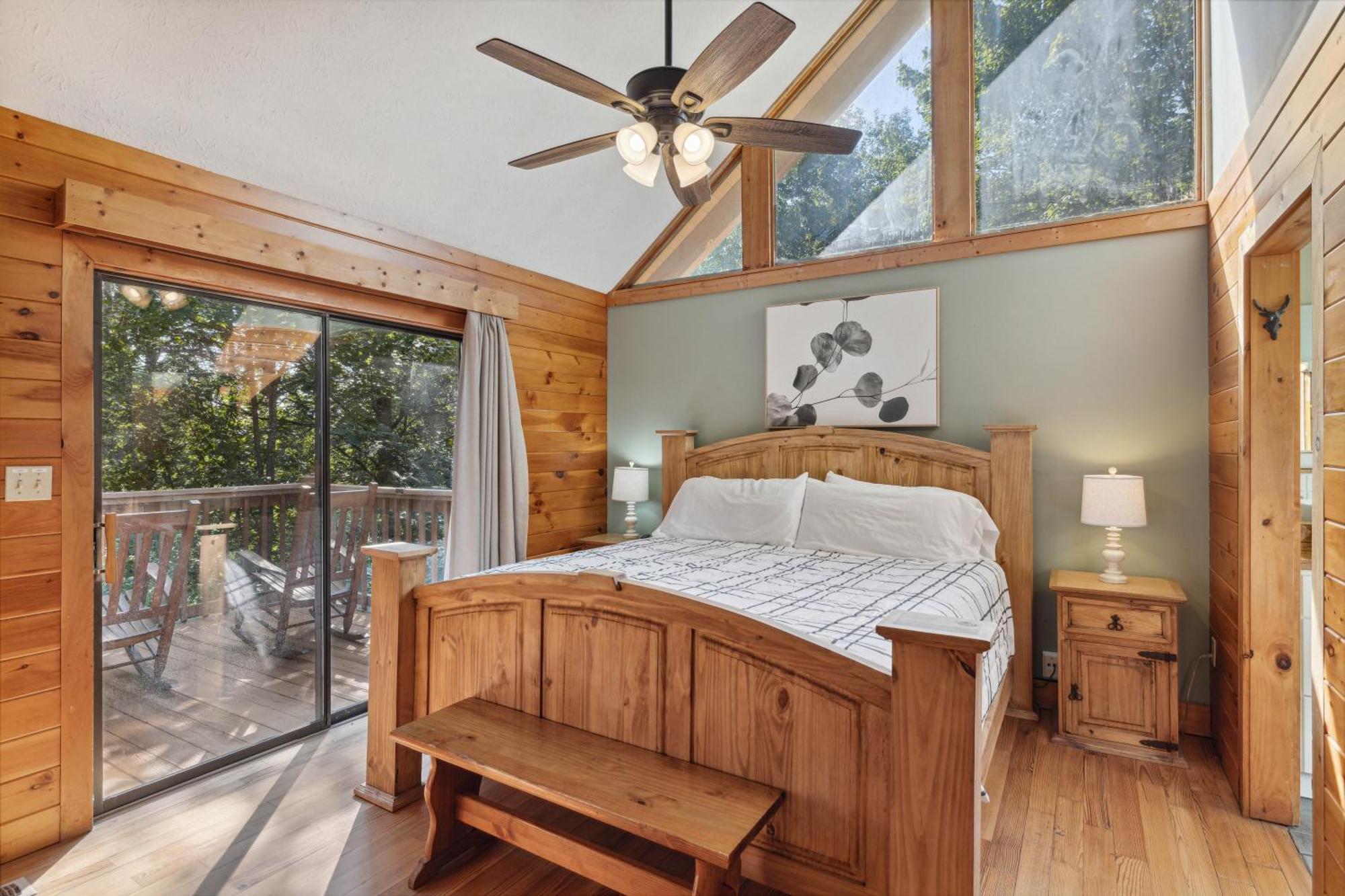 1 Min To The Parkway Spacious Cabin W 3 Suites And Extra Bedroom! Pigeon Forge Exterior photo